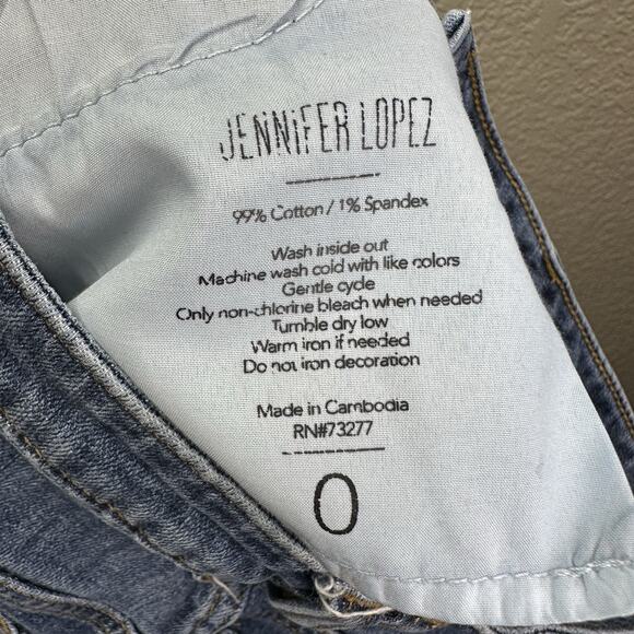 Womens Short Size 0 Jennifer Lopez Distressed Boyfriend Blue Jeans Denim Shorts - Picture 9 of 11